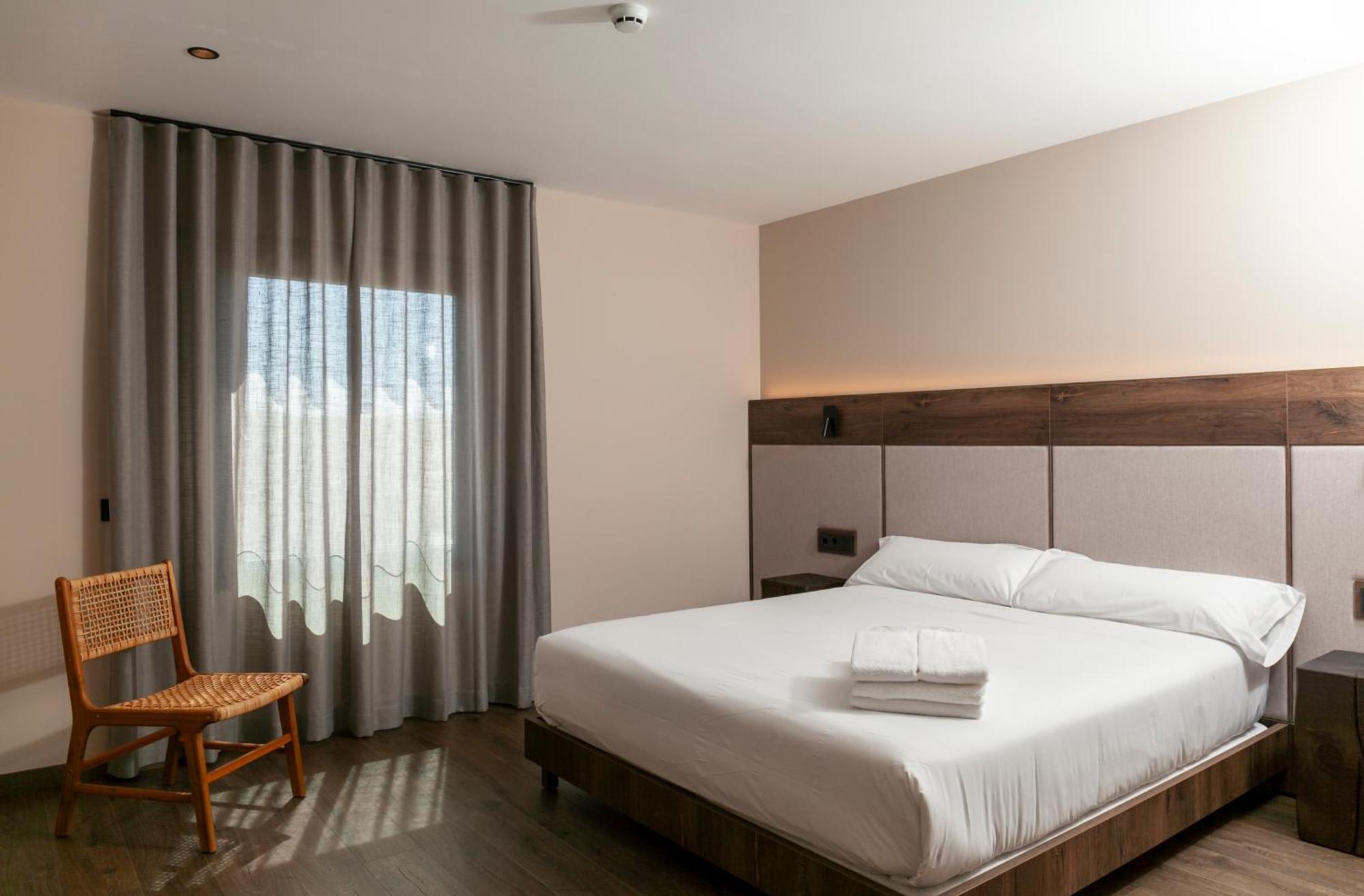 Hotel Rural Finca La Desa Miajadas Ngoại thất bức ảnh